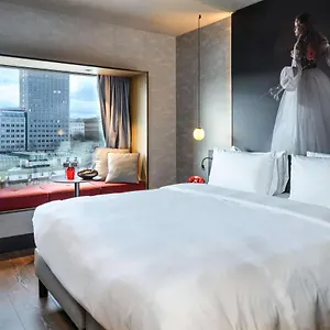 Radisson Red Hotel, فيينا