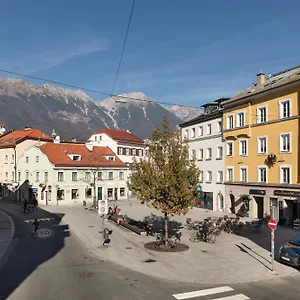 super-central-city-appartement-with-free-parking.innsbruckaustriahotels.com/